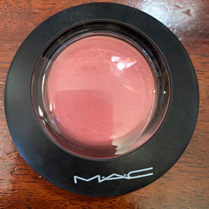 Mac Cosmetics Dainty Mineralized Blush